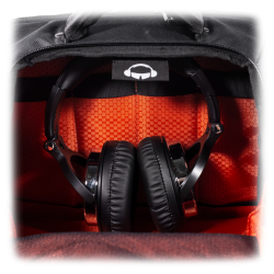 Gruv Gear - Club Bag Flight-Smart Tech Backpack (Classic noir/orange)